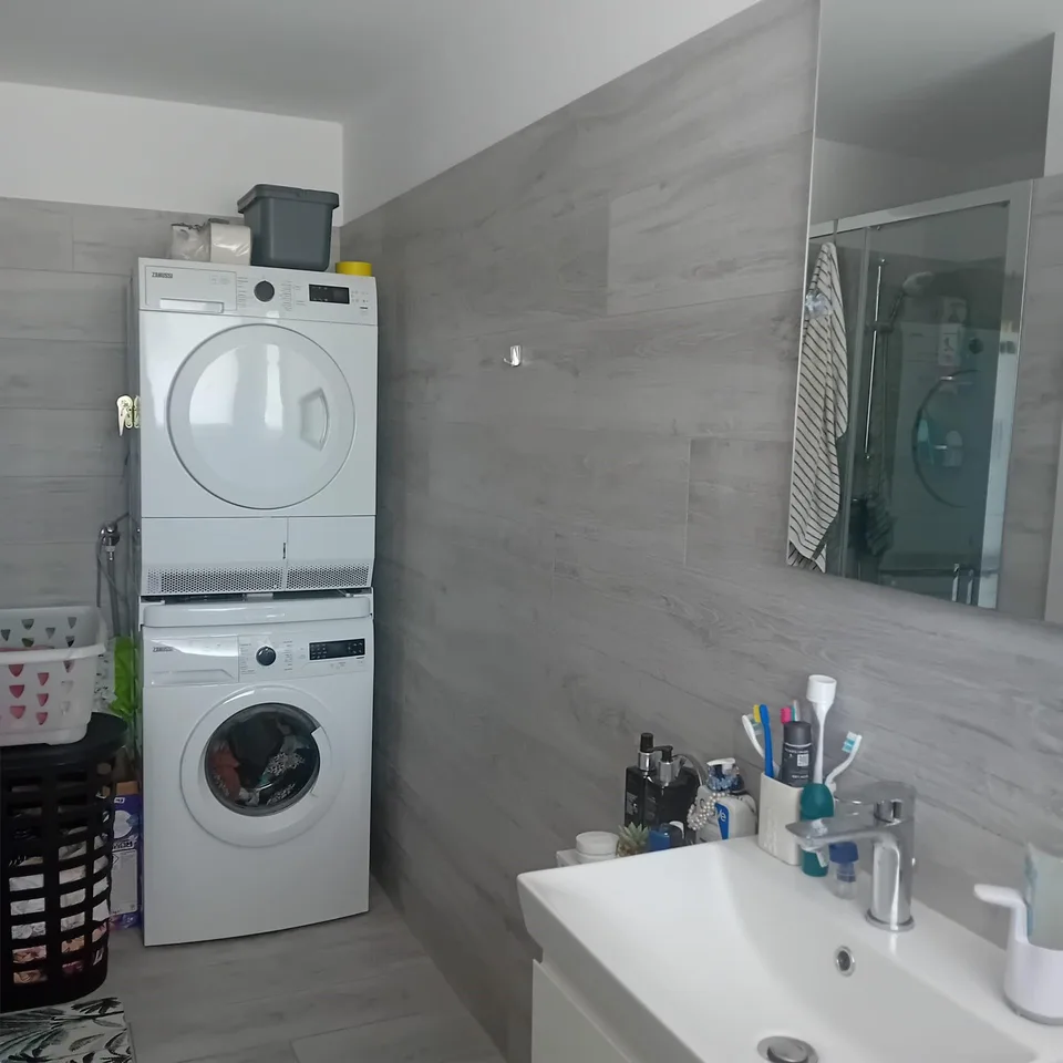 Bifamiliare con piscina privata a Sementina – photo 16 sur 23