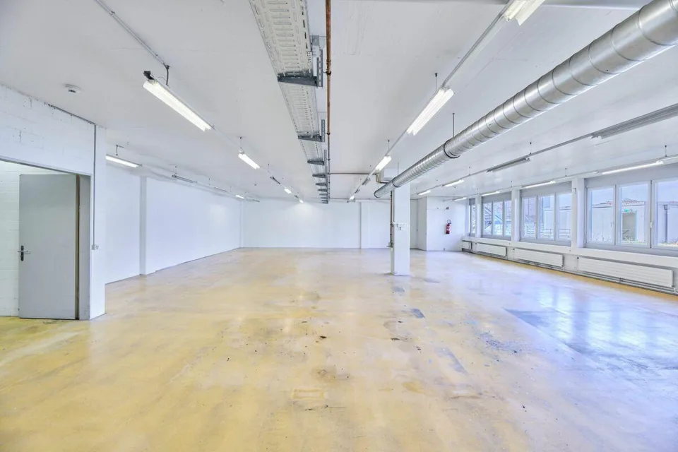 Ideale Lager-/Logistik- und Versandfläche in Basel - 832 m² mit hoh... – Foto 8 von 12
