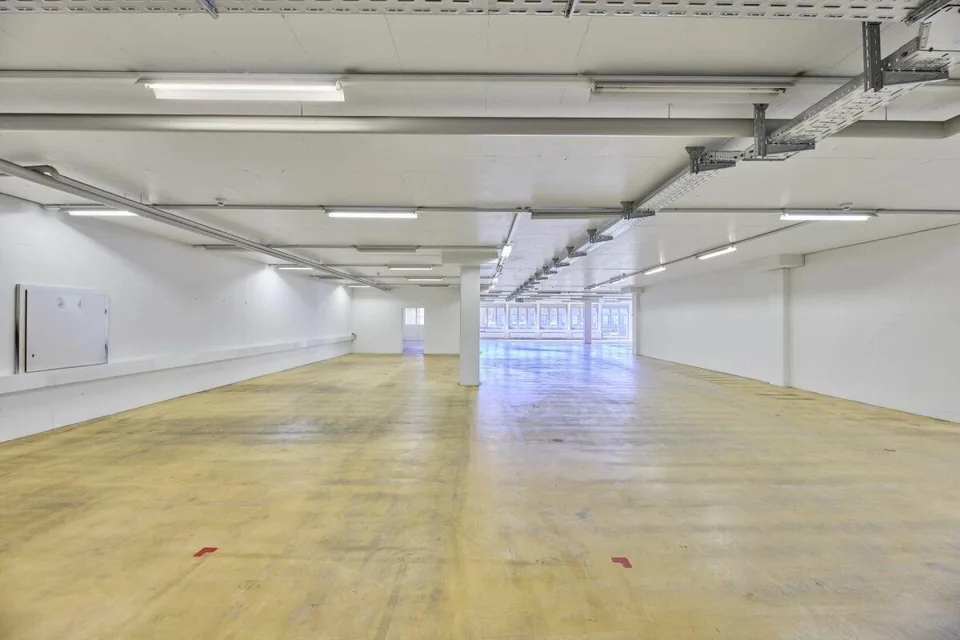 Ideale Lager-/Logistik- und Versandfläche in Basel - 832 m² mit hoh... – Foto 10 von 12