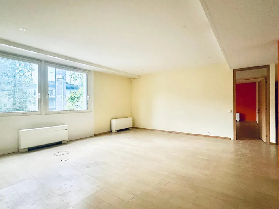Affittasi da subito in posizione centrale uffici di 198 m2 – foto 6 di 12