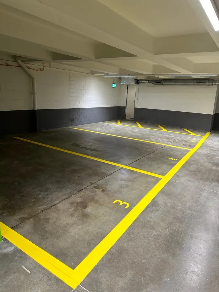 Zentrale Einstellplätze im Herzen des Zürcher Seefelds