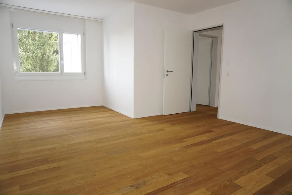 5.5-Zimmer-Wohnung in ruhig gelegenem Quartier nahe Wald