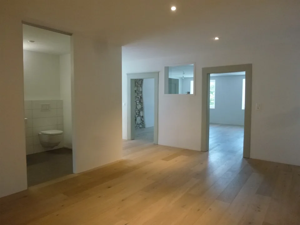 Grosszügige 3.5-Zimmerwohnung mit Loggia (101 m2)