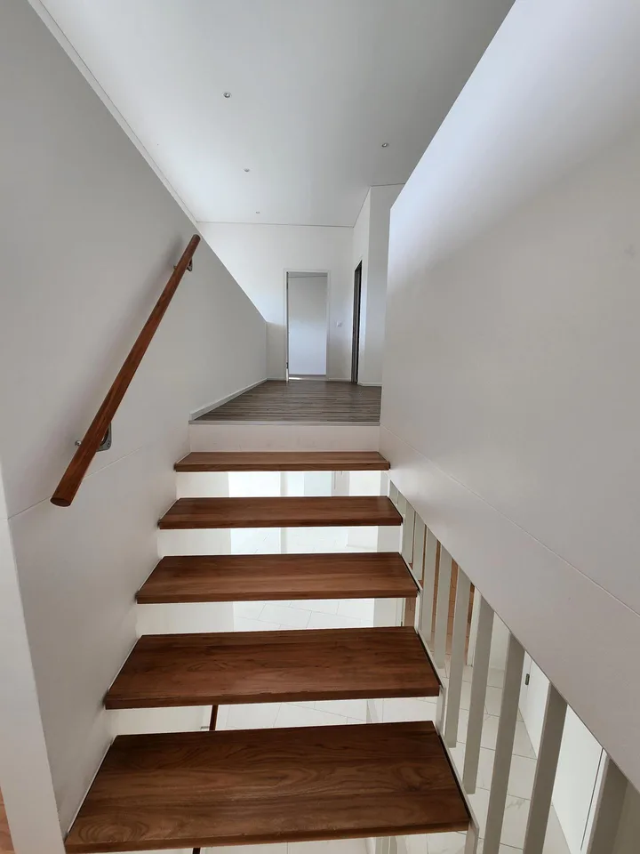 Aussergewöhnliche 3.5 Zimmer Duplex-Attika-Wohnung / 183m2