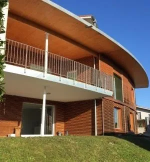 Aussergewöhnliche 3.5 Zimmer Duplex-Attika-Wohnung / 183m2