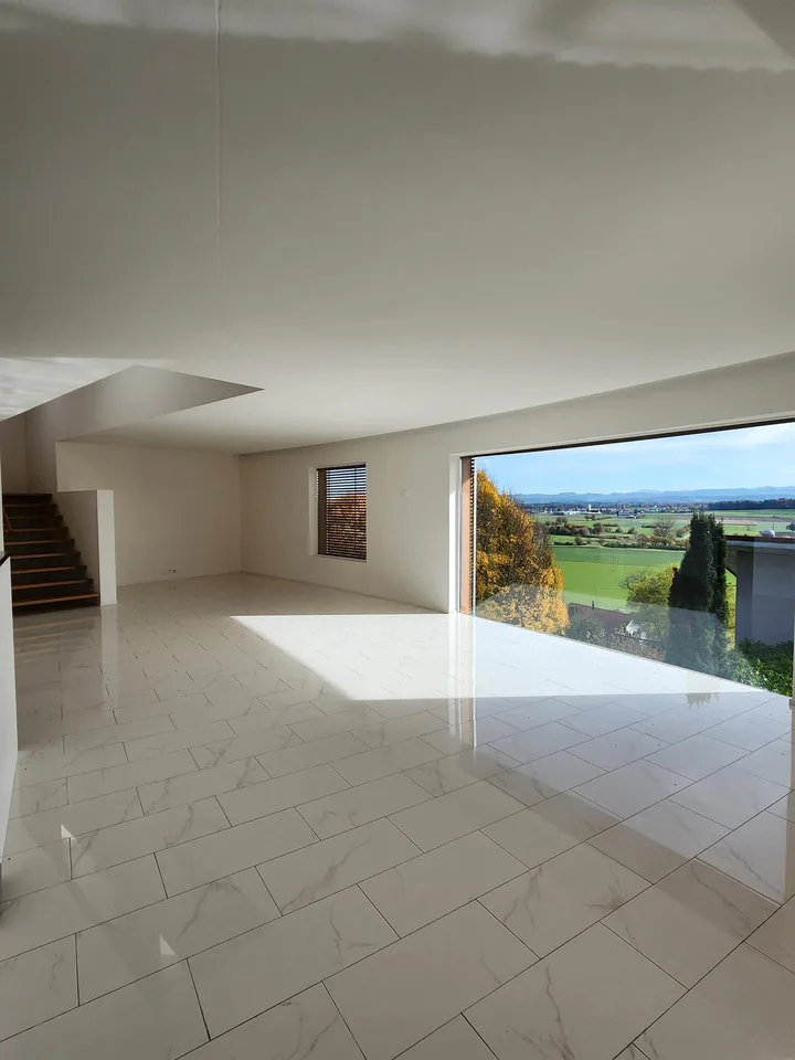 Aussergewöhnliche 3.5 Zimmer Duplex-Attika-Wohnung / 183m2