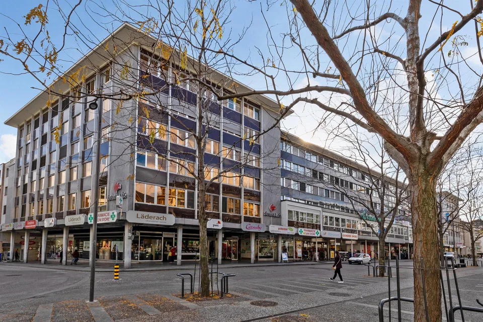 Place  de parc intérieure au centre-ville de Sion