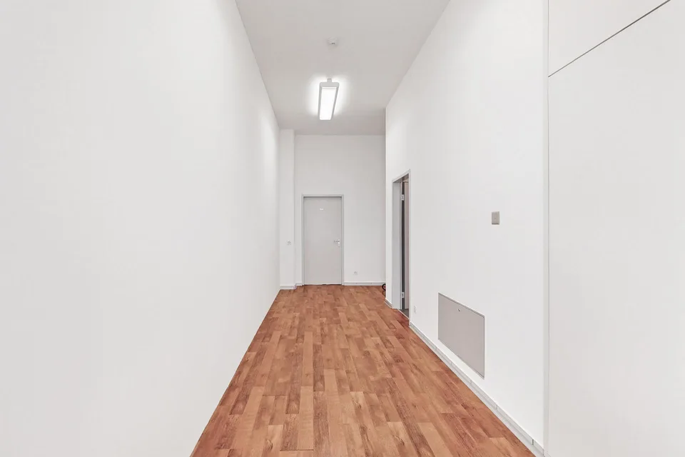 Spazio commerciale di 125m2 al pianterreno - ccessibilità strategic... – photo 7 sur 10