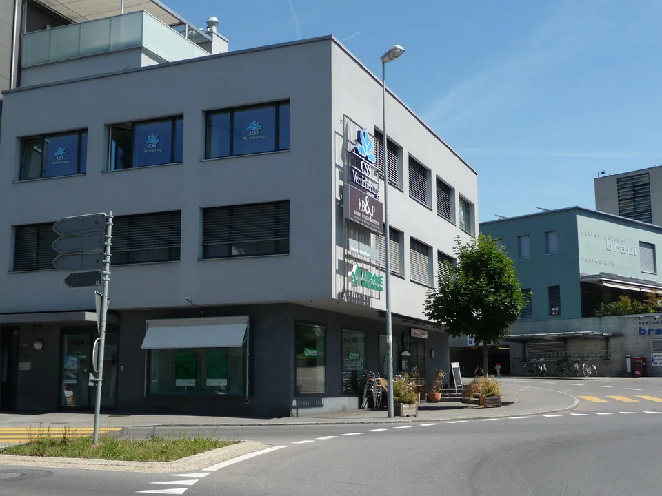 Büro/Praxisraum am Kreisel in Hochdorf