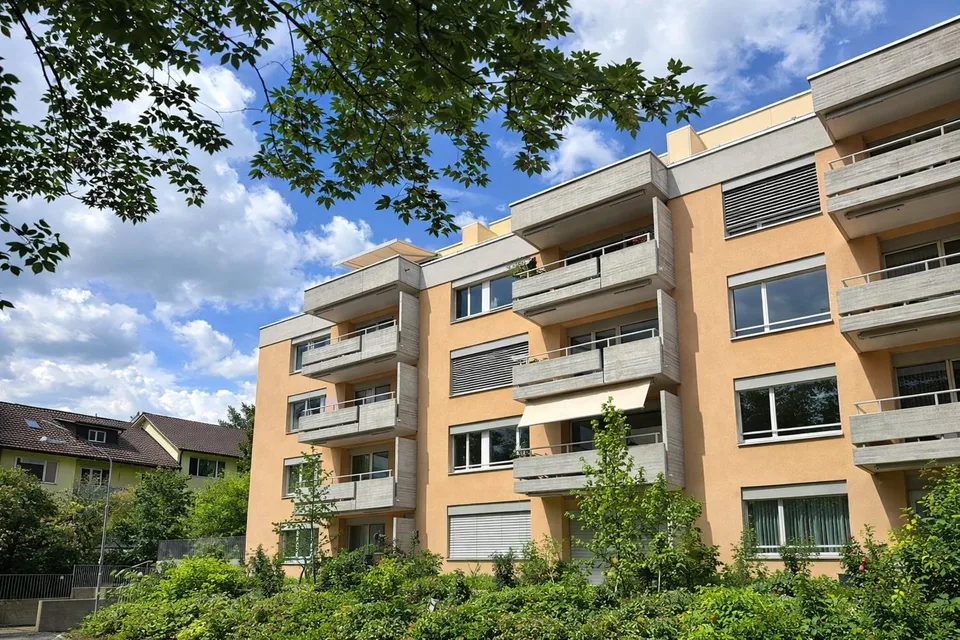 Ihr Einstellplatz in Zürich-Höngg