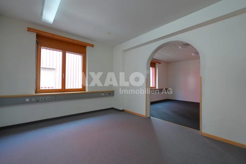 Helle Büro-/ Praxisfläche an gut erschlossener Lage in Sevelen – photo 8 sur 12