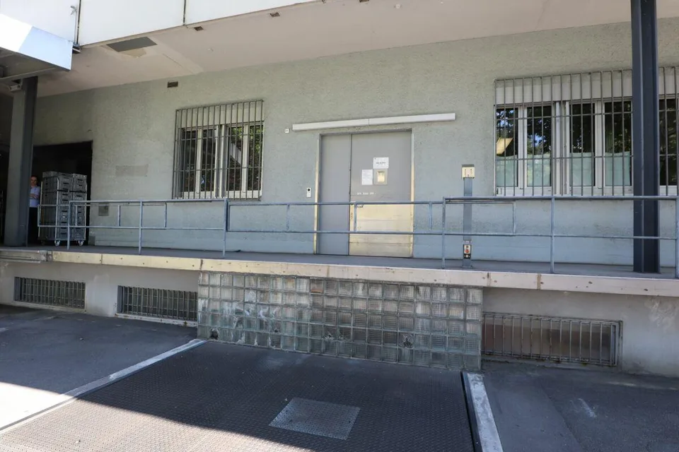 Flexible Fläche im Erdgeschoss, ca. 226 m² – foto 8 di 9