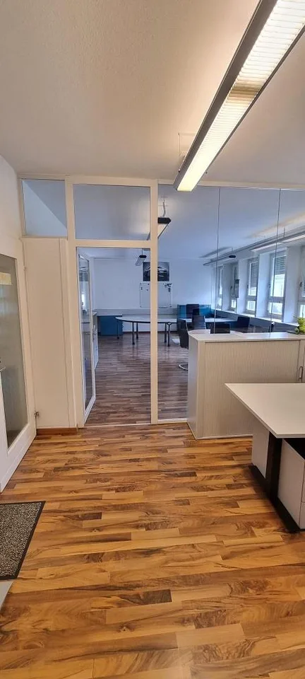 70 m2 - zweckmässiges, helles Büro im Viscose-Areal