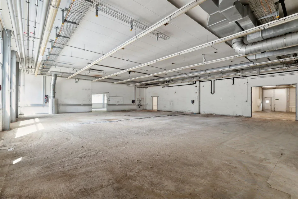 Industrie trifft Innovation – Büro- und Gewerbeflächen auf renommie...