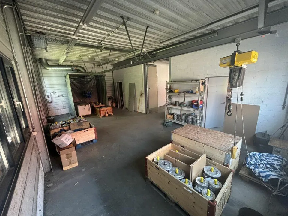 Lager, Logistik, Produktion & Büroräumlichkeiten – Foto 9 von 13