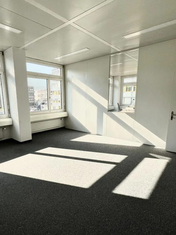 Helle, ansprechende Bürofläche zu vermieten