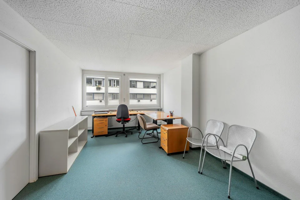 Attraktive Bürofläche im 4.OG mit optimaler Erschliessung