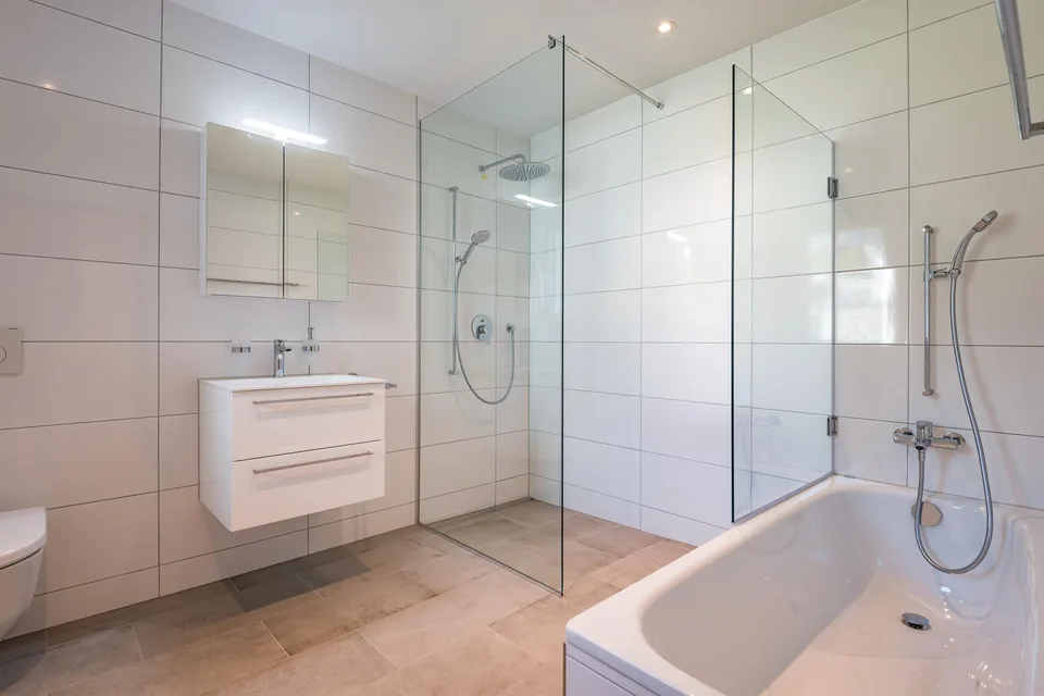Topmoderne 3.5 Zimmer Attikawohnung in Lüchingen!