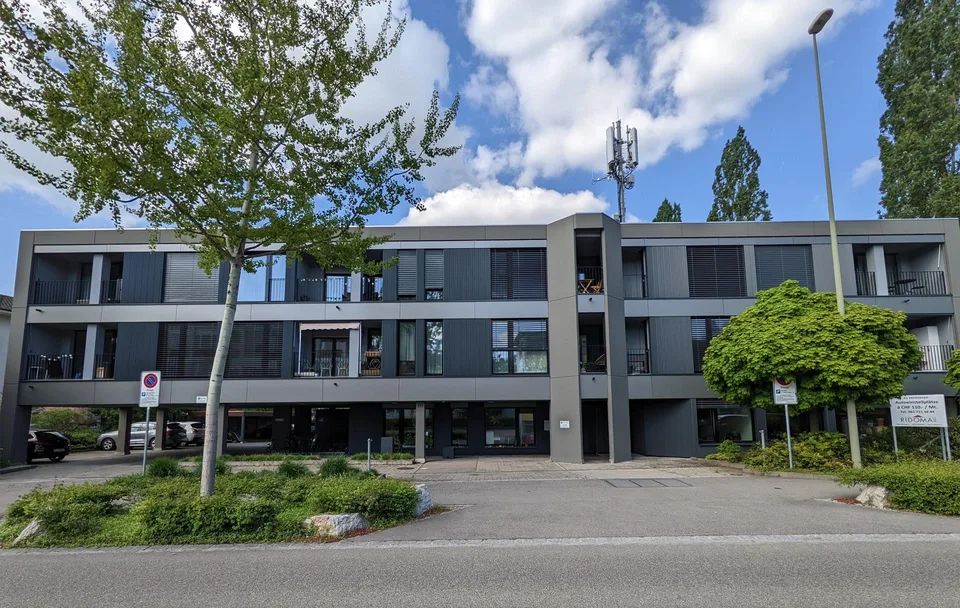 Autoeinstellplätze nähe Rennbahnklinik zu vermieten