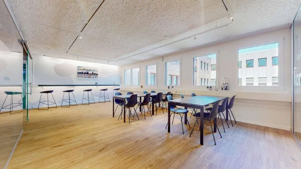 Moderne Büros in Bottmingen – foto 6 di 8
