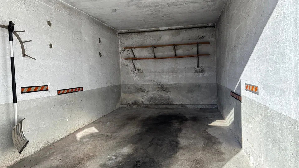 Möbliertes helles WG-Zimmer 14m2, zentral, ruhig, sonnig