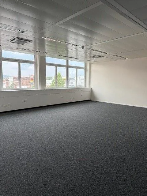 Büroräumlichkeit in Bestlage zu vermieten – foto 7 di 7