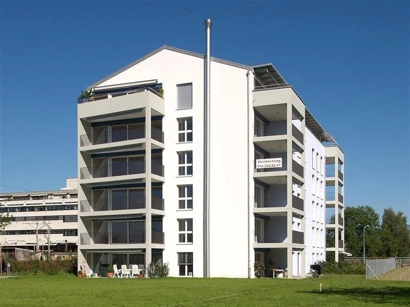 Einstellplatz für Ihr Motorrad in Jona