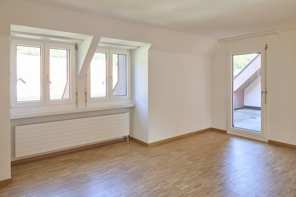 MIETEN OHNE KAUTION - neu sanfte sanierte Dachwohnung
