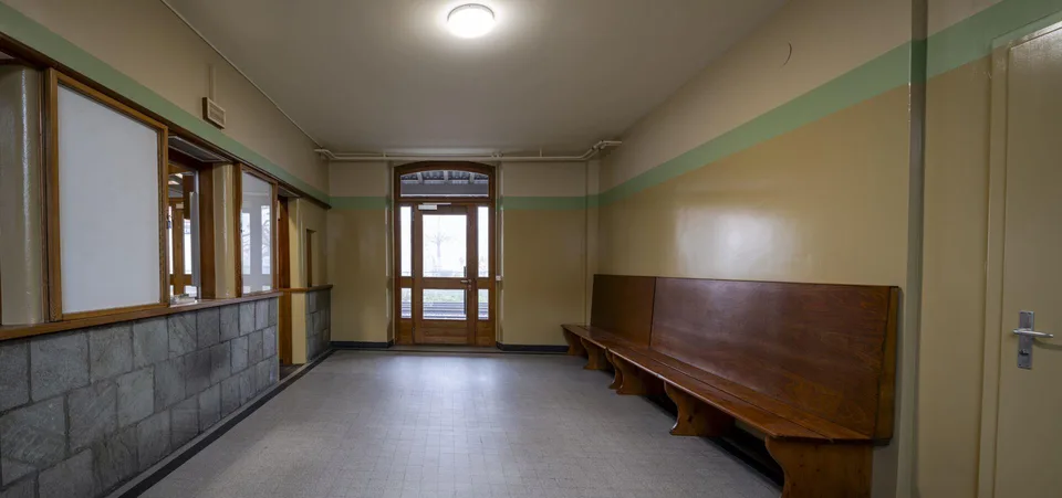 Frisch renovierte Bürofläche am Bahnhof Kerzers
