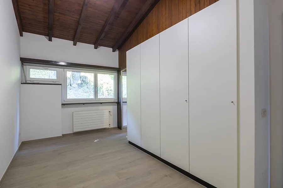 DUPLEX SUL LAGO DI 4 LOCALI A MAGADINO – foto 13 di 15