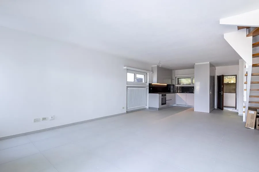 DUPLEX DI 4.5 LOCALI CON VISTA A PAZZALLO