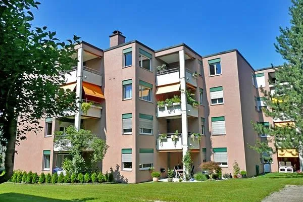 Motorradabstellplätze "Tiefgarage Steinmürlistrasse in Dietikon"