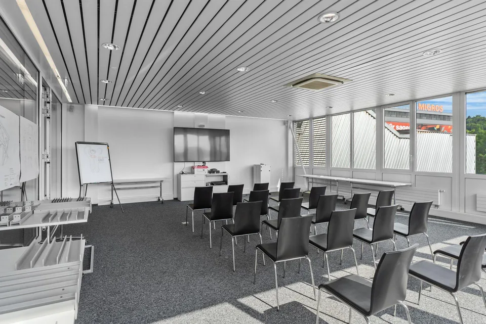 SOLUTIONPARK Gewerbe- und Büroräumlichkeiten zu vermieten – Foto 14 von 19