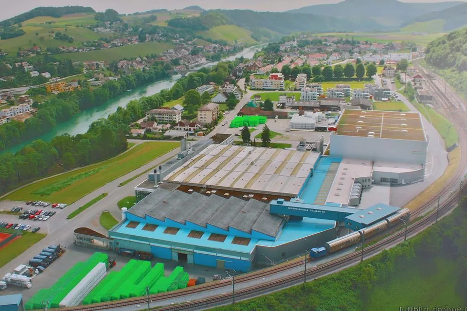 Heller Gewerberaum Nähe Bahnhof Eglisau, ehemalige Mineralquelle