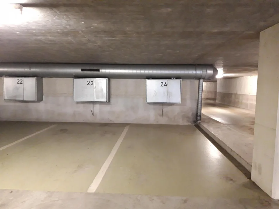 Einstellplätze in Schwerzenbach zu vermieten