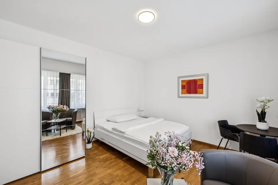 Möblierte 1.5-Zimmer-Wohnung mit Service im Zentrum Biel/Bienne