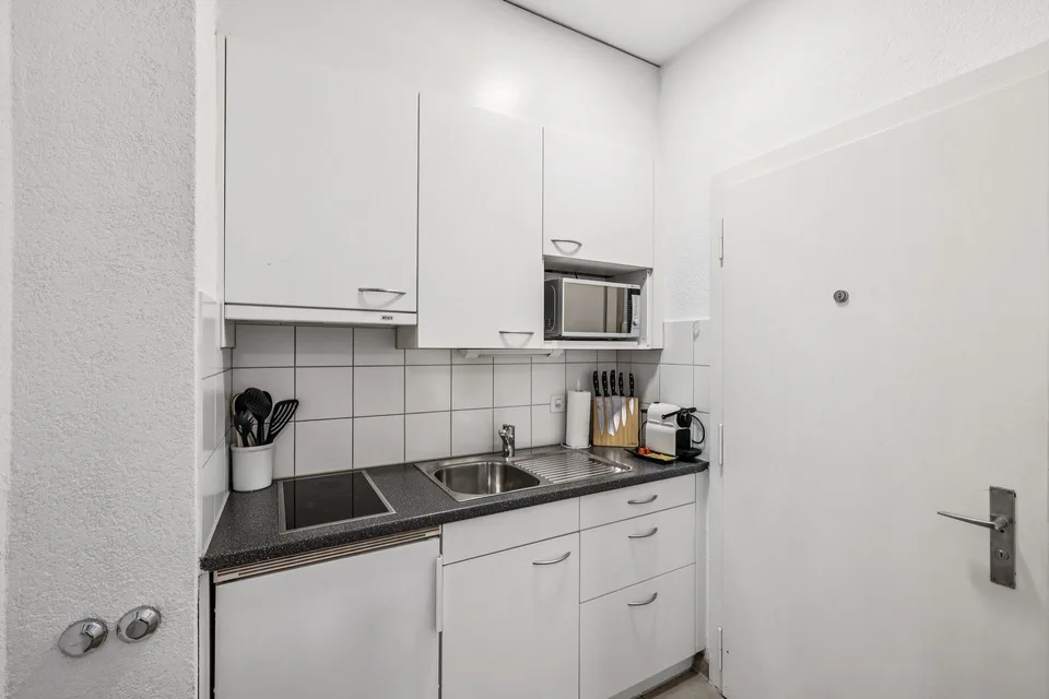 Möblierte 1.5-Zimmer-Wohnung mit Service im Zentrum Biel/Bienne – foto 7 di 11
