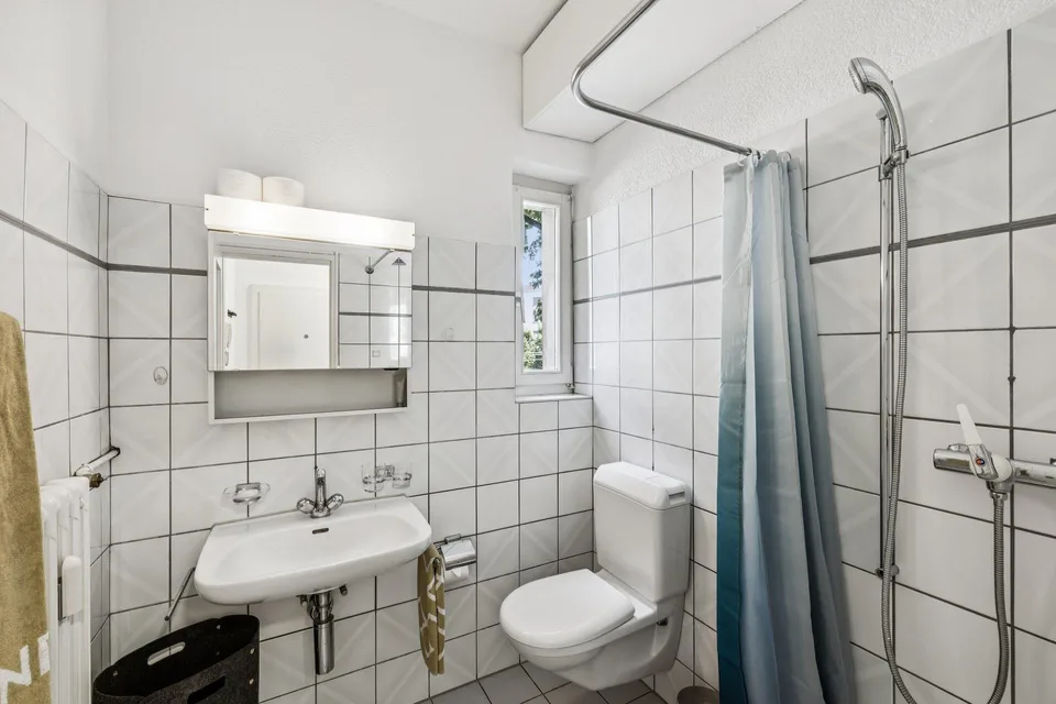 Möblierte 1.5-Zimmer-Wohnung mit Service im Zentrum Biel/Bienne – foto 8 di 11