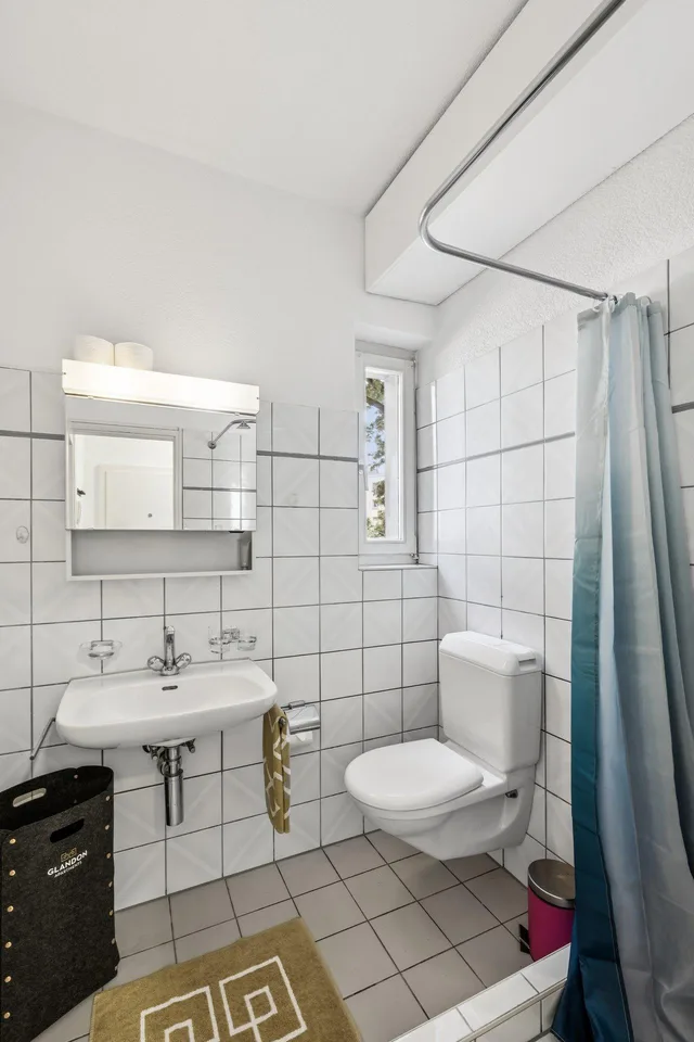 Möblierte 1.5-Zimmer-Wohnung mit Service im Zentrum Biel/Bienne – foto 9 di 11