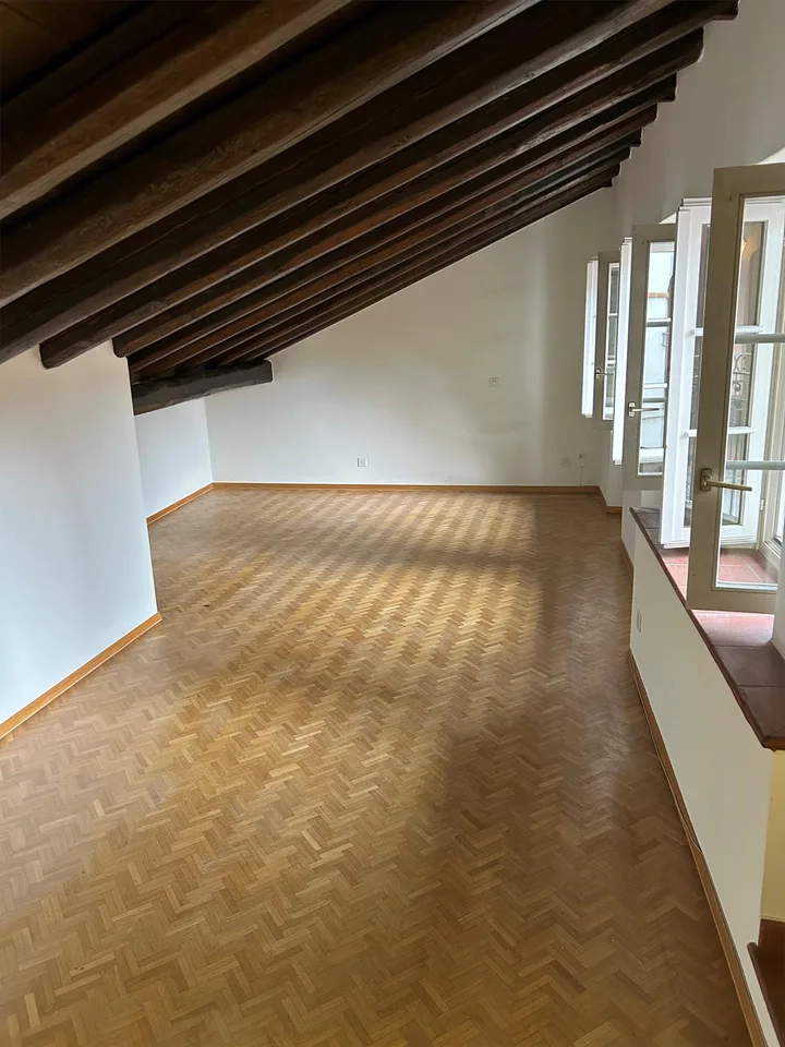 Affittasi Duplex in zona pedonale
