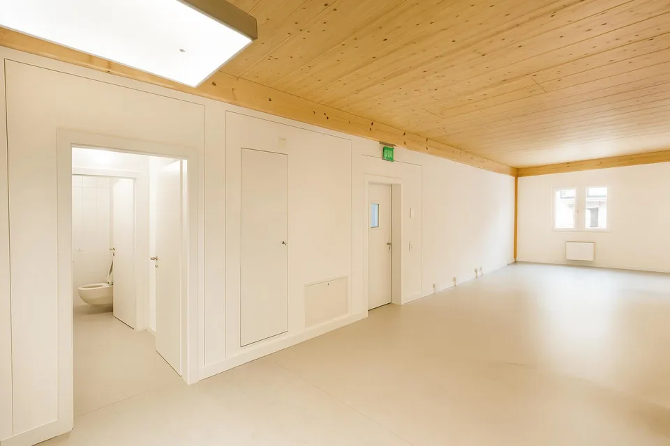 Stazione FFS di Biasca: ufficio Open Space di 90 m2