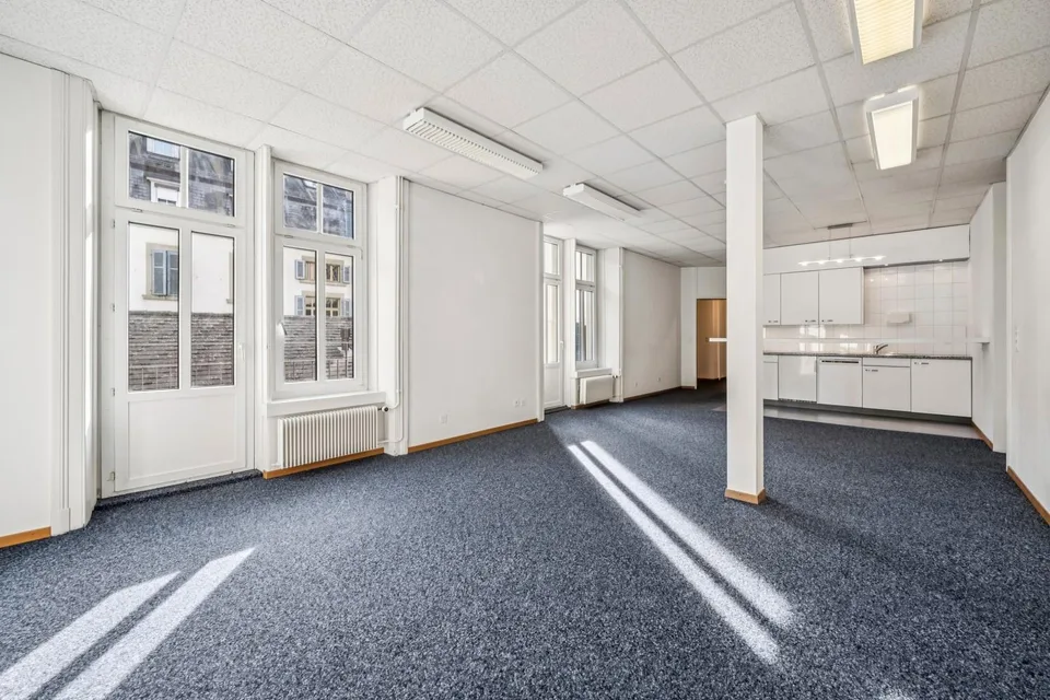 zentrale Büroräumlichkeiten auf 330m2 mit Terrasse