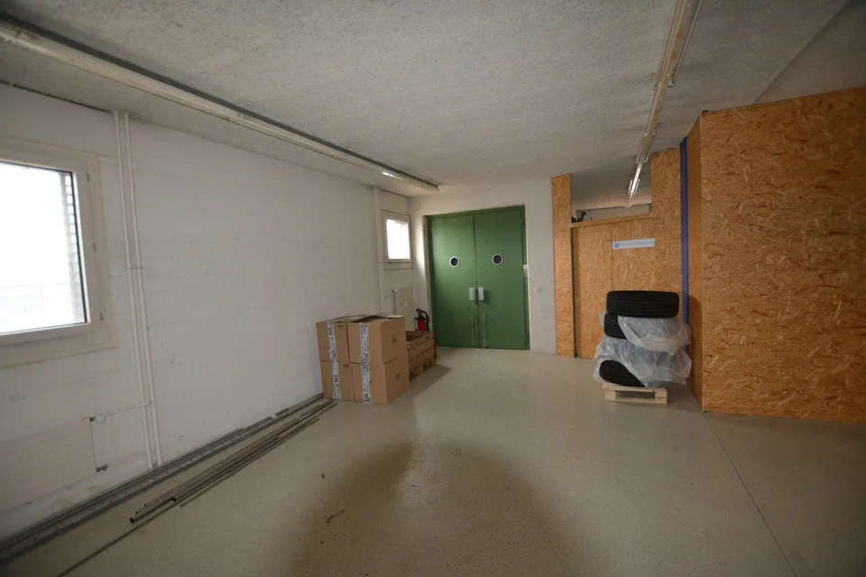 Büro inkl. Lager nah Autobahnausfahrt
