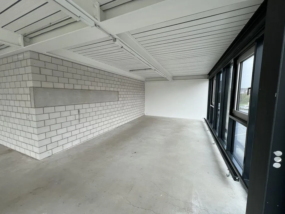 Büro/Gewerberaum zu vermieten