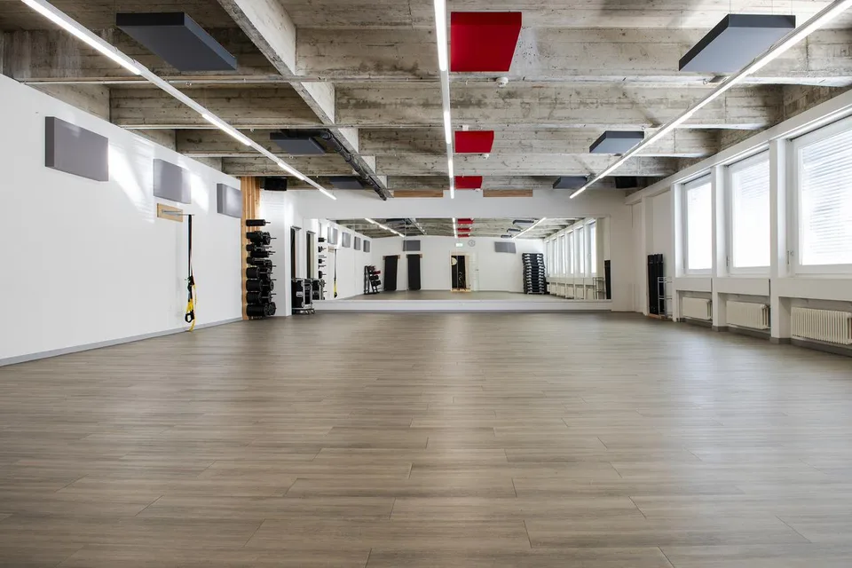 Gewerbeflächen mit insgesamt 434m² in Shopping Center - Migros Oberwil