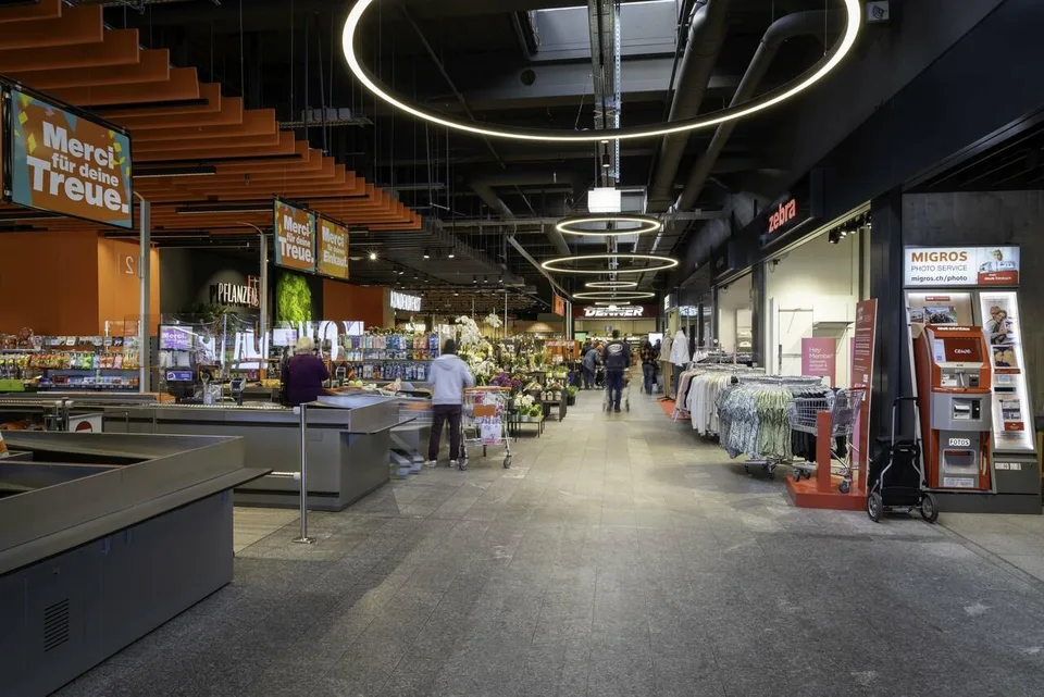 Ladenfläche mit 160m² in Shopping Center - Migros Bubendorf – Foto 6 von 9