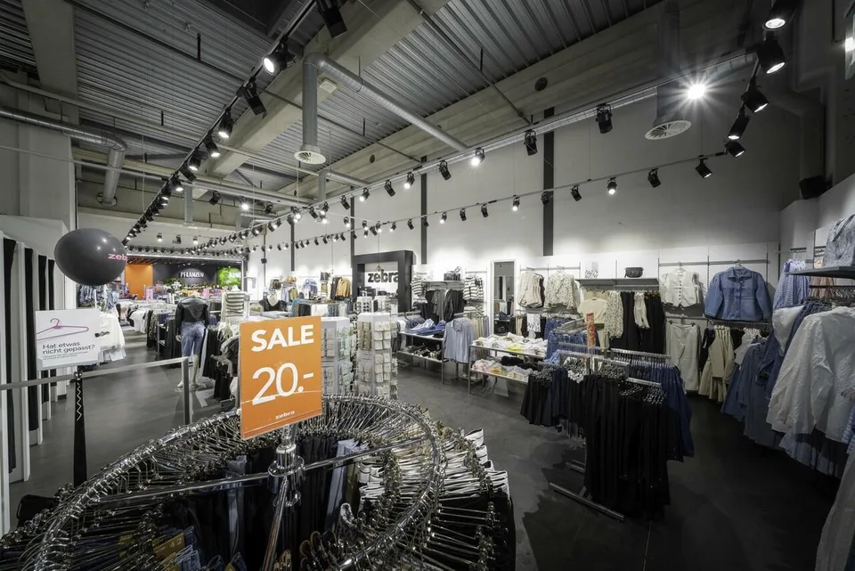 Ladenfläche mit 160m² in Shopping Center - Migros Bubendorf