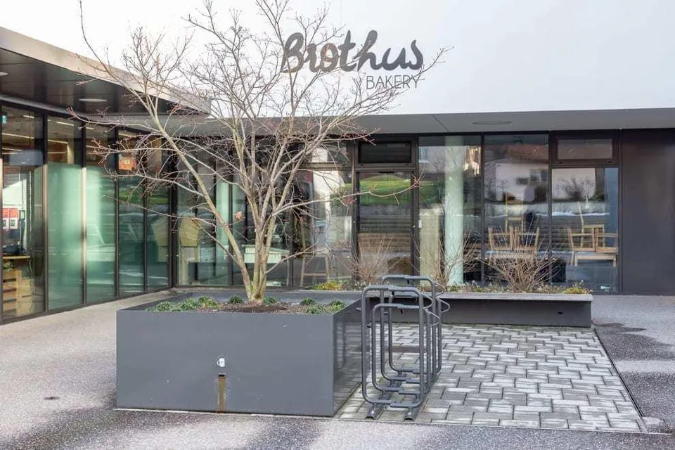 Verkaufslokal im Zentrum Maiengrüeni mit top Parkiermöglichkeiten