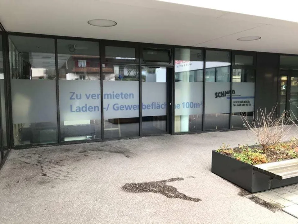 Verkaufslokal im Zentrum Maiengrüeni mit top Parkiermöglichkeiten