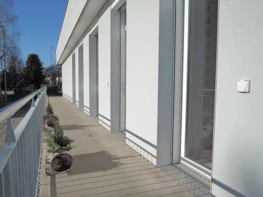 160m2 Büro- und Gewerberäumlichkeiten zu vermieten